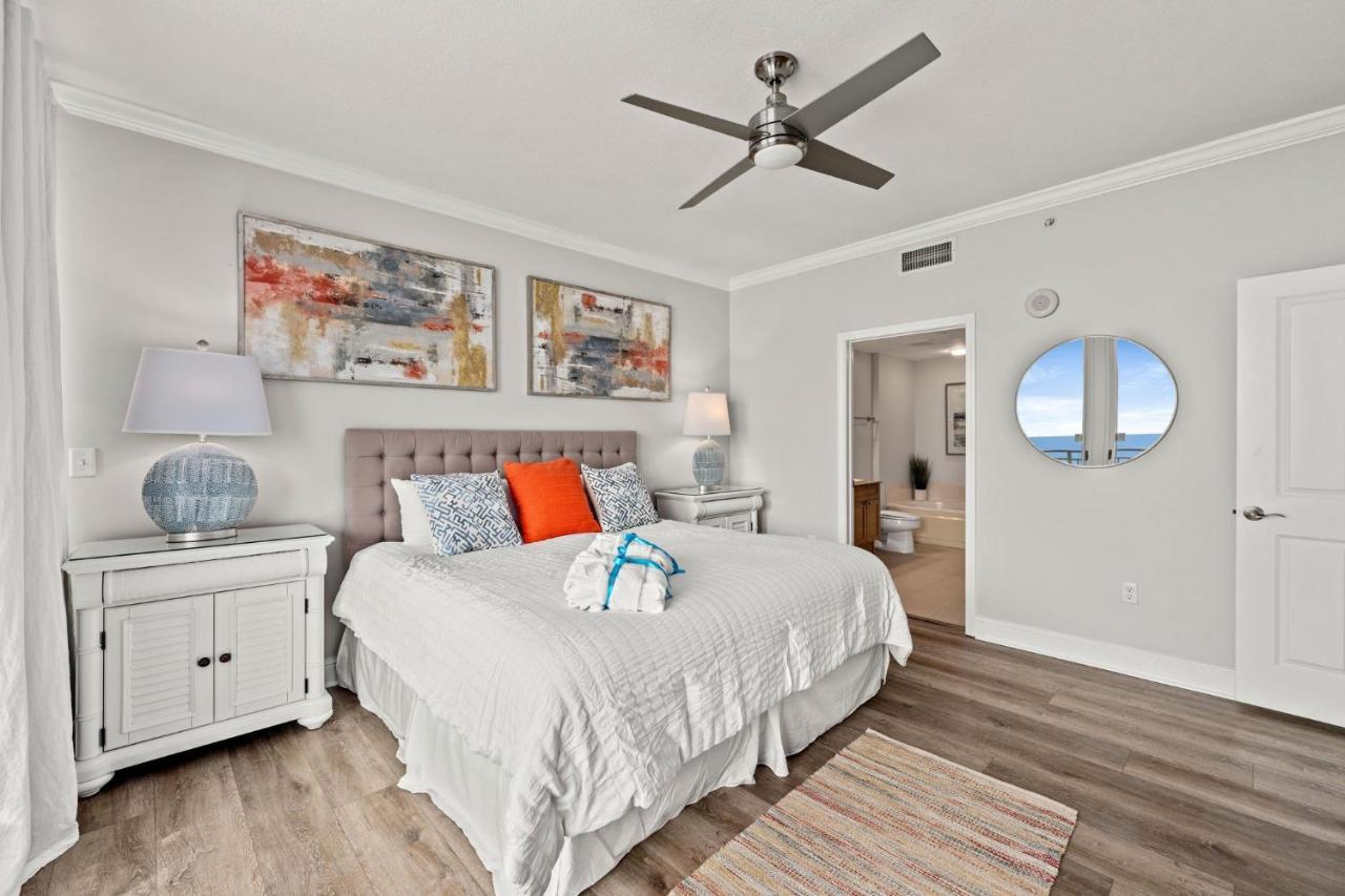 Holiday home Luxury Beachfront W/ 2 Balconies! Sleeps 8! Walk To Pier Park! Panama City Beach